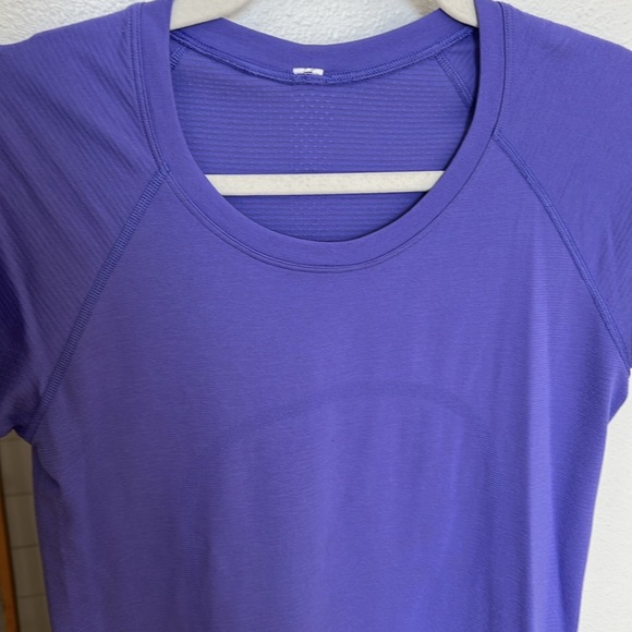 Swiftly Tech Short-Sleeved Shirt 2.0 - Picture 2 of 3